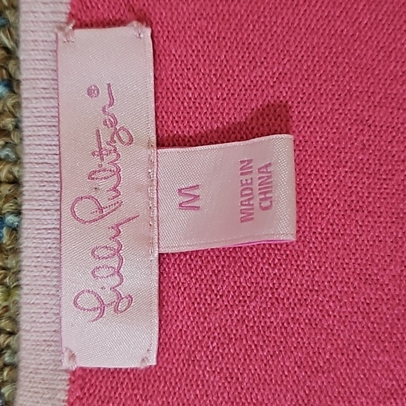 Lilly Pulitzer V-Neck Sweater! Worn Once!! - Picture 3 of 12